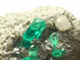 Emerald #15046